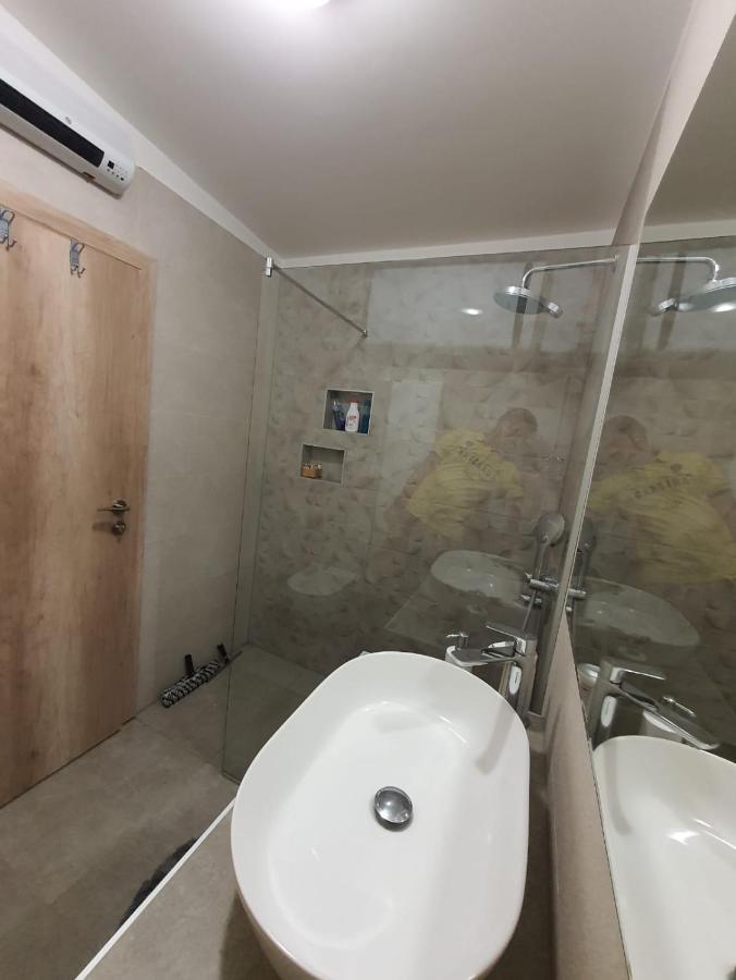 Apartment Sara Umag Luaran gambar