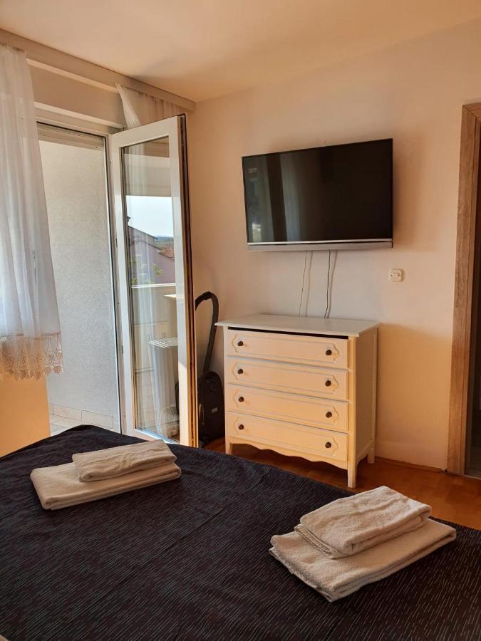 Apartment Sara Umag Luaran gambar